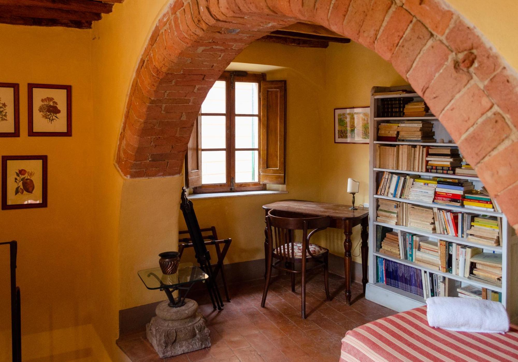 Antica Dimora Leones Bed & Breakfast Palaia Exterior photo