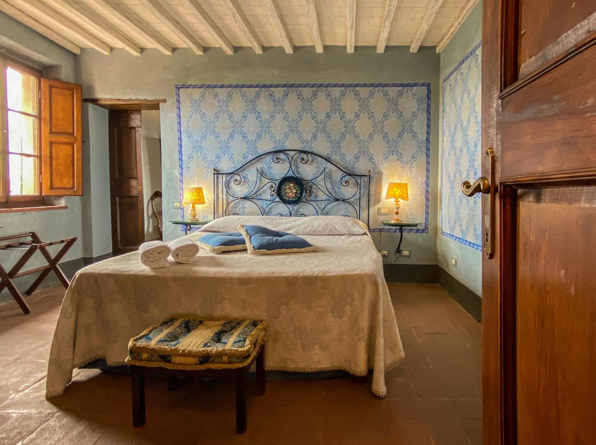 Antica Dimora Leones Bed & Breakfast Palaia Exterior photo
