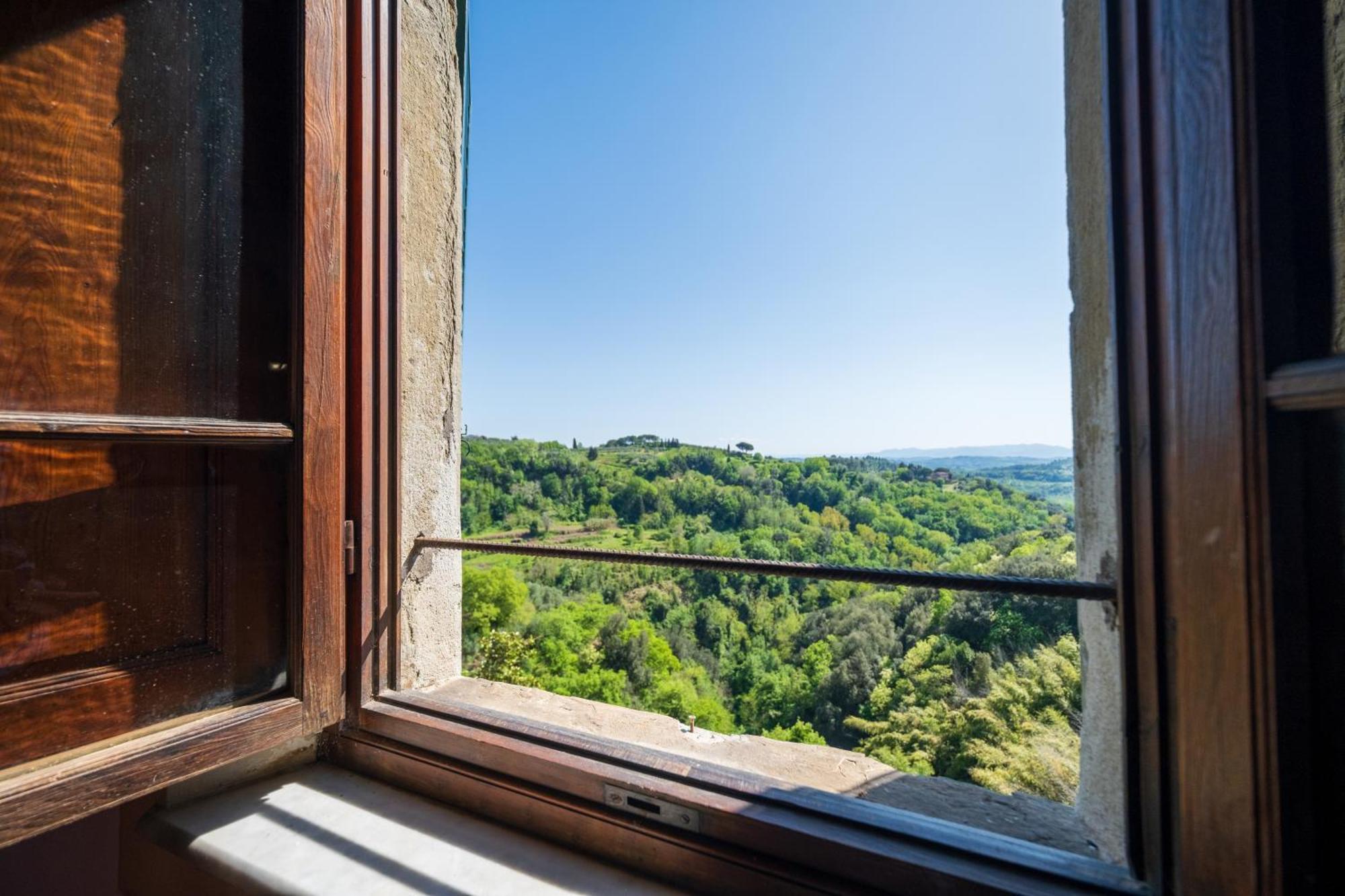 Antica Dimora Leones Bed & Breakfast Palaia Exterior photo